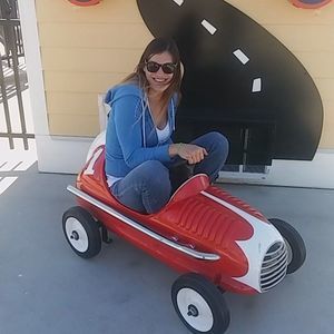 Meet your Posher, Meagan